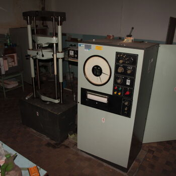 Mechanical testing room