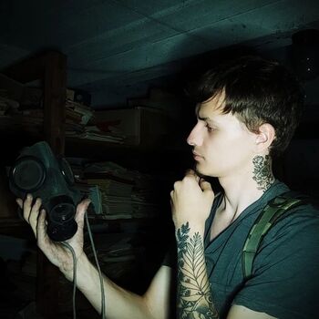 Abandoned Bunker ☢️🖤🏚️