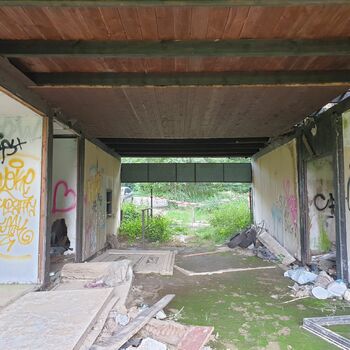 garage patio house home area structure