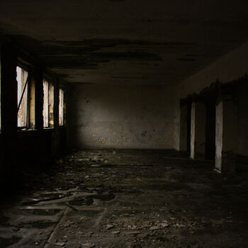 Haly plné tajemství... Opuštěná fabrika