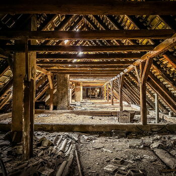 Opuštěný zámeček