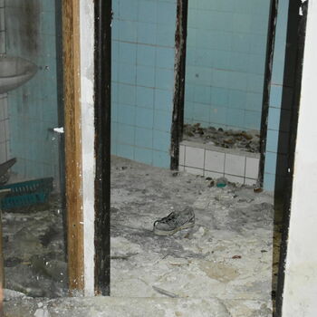 dveře posuvné dveře zeď