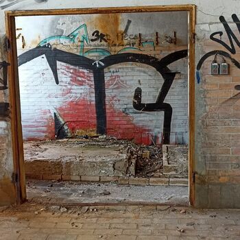 graffito fire screen