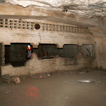 Richard Underground Factory