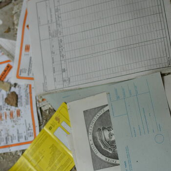 obálka kontejner papír