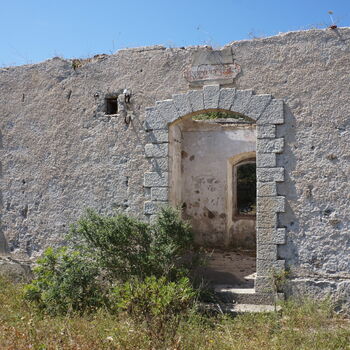 fortress castle rampart architecture old ancient stone building