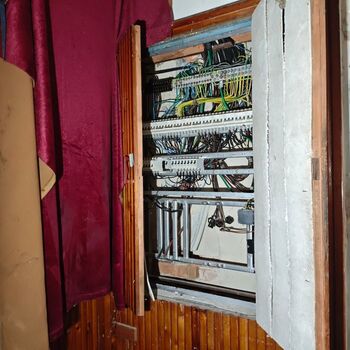 Byly tu satanisté? Opuštěné ROH...