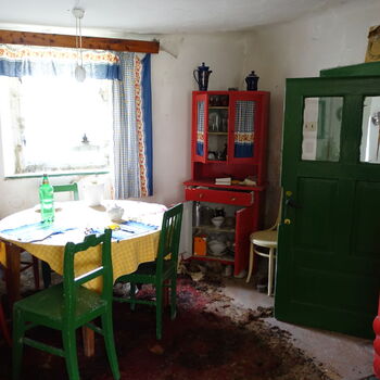 Chaloupka u skleněného ÚDU