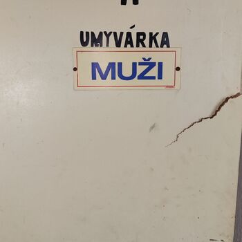 Abandoned farm building_2025