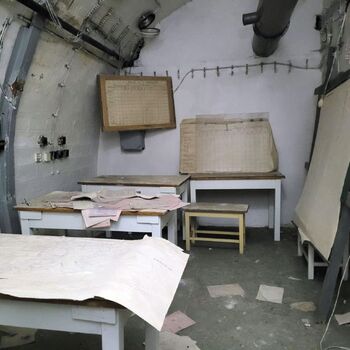 Už se setmělo venku je úplněk.