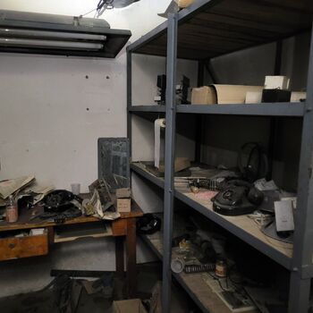 Už se setmělo venku je úplněk.