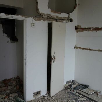 místnost nábytek lampa interiér domácí dům ložnice stojací lampa