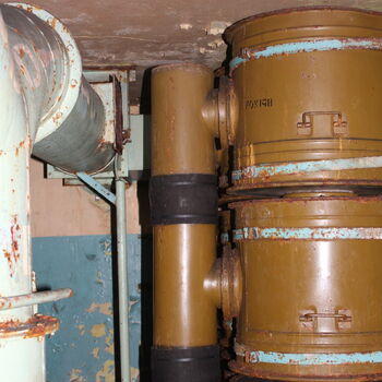 glass drink drum beverage alcohol