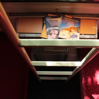 Smutný konec lehátkových a příměstkých vozů RJ