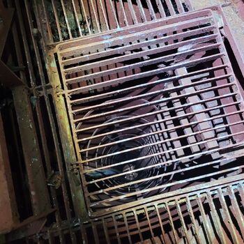 Globus über der Landschaft