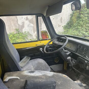 Der bekannte Friedhof der Krankenwagen