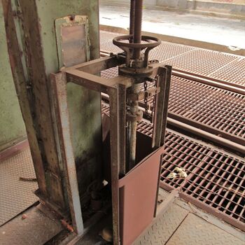 Machine mill Machine mill
