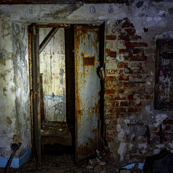 Ich habe gehört, es sei ein Krankenhaus für geistig behinderte Kinder.