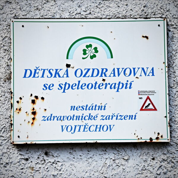 ADMINISTRATIVA, ZÁZEMÍ - DÍL I.