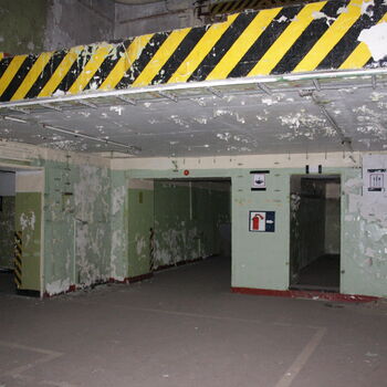 Kam zmizeli Rusové? Opuštěný sklad Javor 50