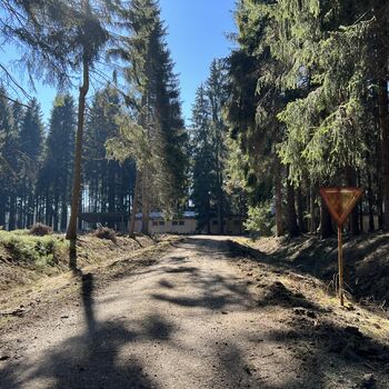 Opuštěný bývalý vojenský prostor 2022