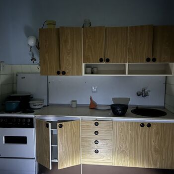 Opuštěný zámek/hotel