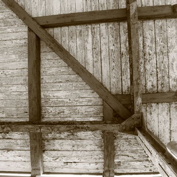 A station with a dark history where trains no longer stop A station with a dark history where trains no longer stop