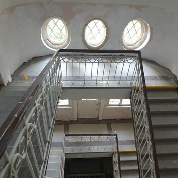 krok podpora zařízení Architektura