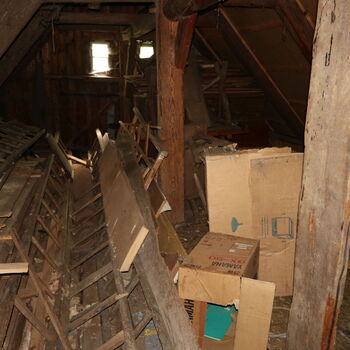 Chaloupka v Sudetech I.