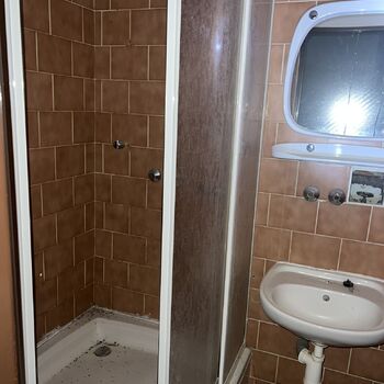 Opuštěný zámek/hotel