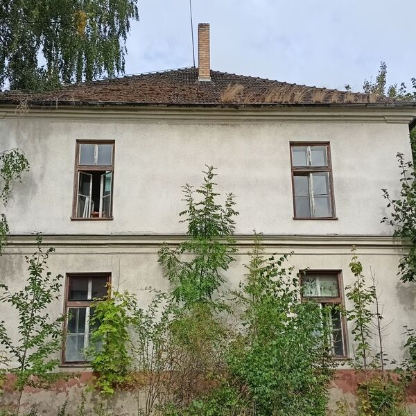 bývalá škola v Klení