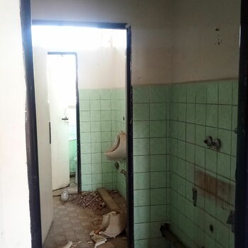 koupelna místnost Toaleta interiér sprcha domácí koupel dům vyčistit koupelna místnost Toaleta interiér sprcha domácí koupel dům vyčistit