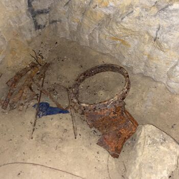 Dole v šachtě? Dole v šachtě?