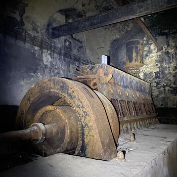 Bývala mrazarna a podzemí