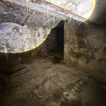 Sedím na kolejích, které nikam nevedou