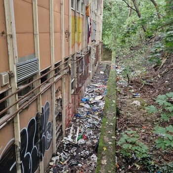 Žižkov abandoned building