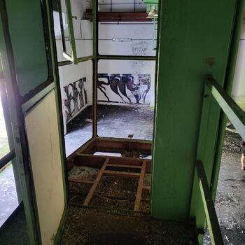 Anti-aircraft missile base