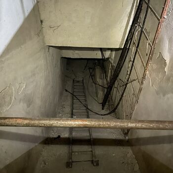 2025 Ex-sovětská nemocnice